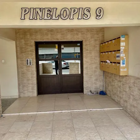 Cyprus Penelope Апартаменти Ларнака